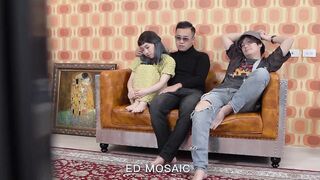 Ed Mosaic 美乳女大生克洛伊3P 無碼性愛影片44分鐘(1)