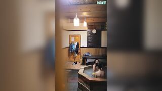 台灣情侶 私人溫泉旅館被工作人員暗藏攝像頭偷拍傳網絡 受害女崩潰大哭-08