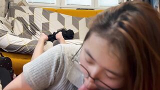 【A級洩密】戴眼鏡的學妹被調教成了母狗 -21