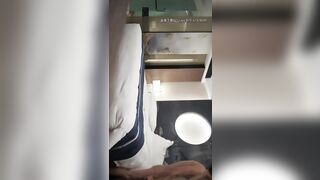 【黃先生探花】約苗條白衣妹 床上情趣裝近距離口交 猛操呻吟搞了兩炮