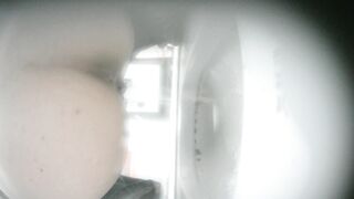 【廁拍】全景前後雙角度 極品無毛白虎 -01