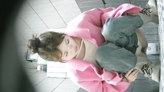 【廁拍】全景前後雙角度 極品無毛白虎 -03